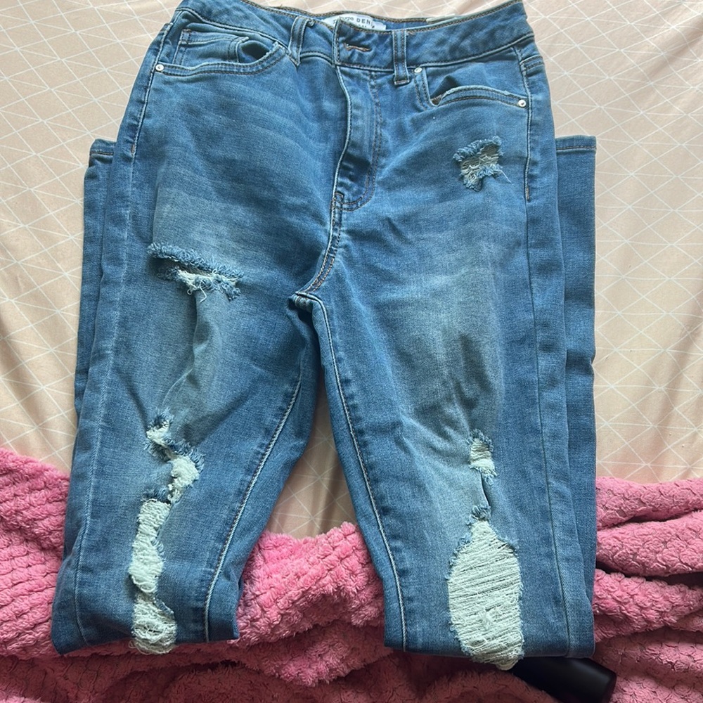 Jegging Stretchy Distressed Blue Jeans